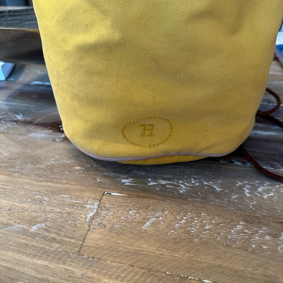 ‼️CYBER MONDAY STEAL‼️Hermes Polochon Mimile Drawstring Yellow Canvas Backpack - Picture 3 of 13